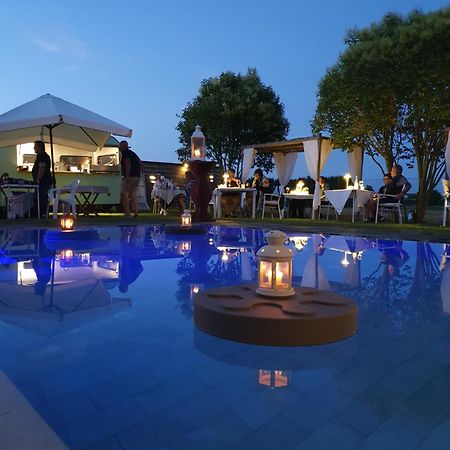 Osteria E Locanda Del Viaggiatore Russi Εξωτερικό φωτογραφία