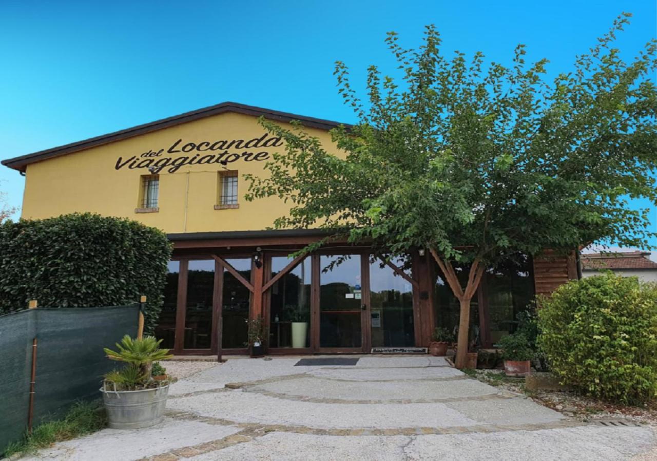 Osteria E Locanda Del Viaggiatore Russi Εξωτερικό φωτογραφία